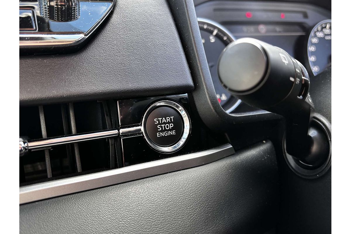 2023 Mitsubishi Outlander LS ZM