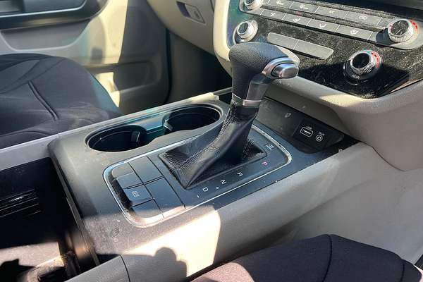 2016 Kia Carnival S YP
