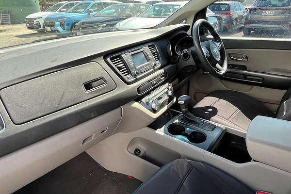 2016 Kia Carnival S YP