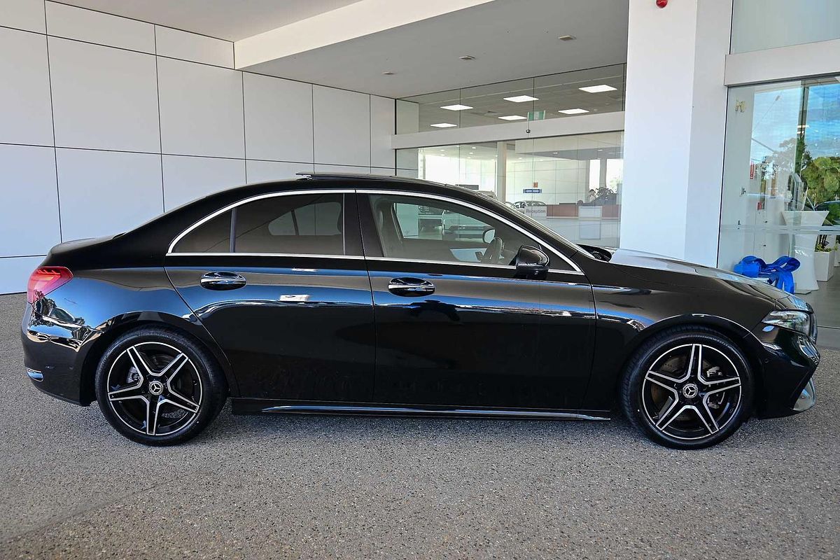 2023 Mercedes-Benz A-Class A250 V177