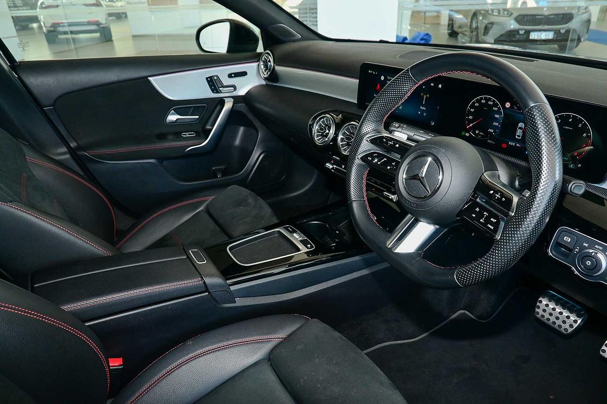 2023 Mercedes-Benz A-Class A250 V177