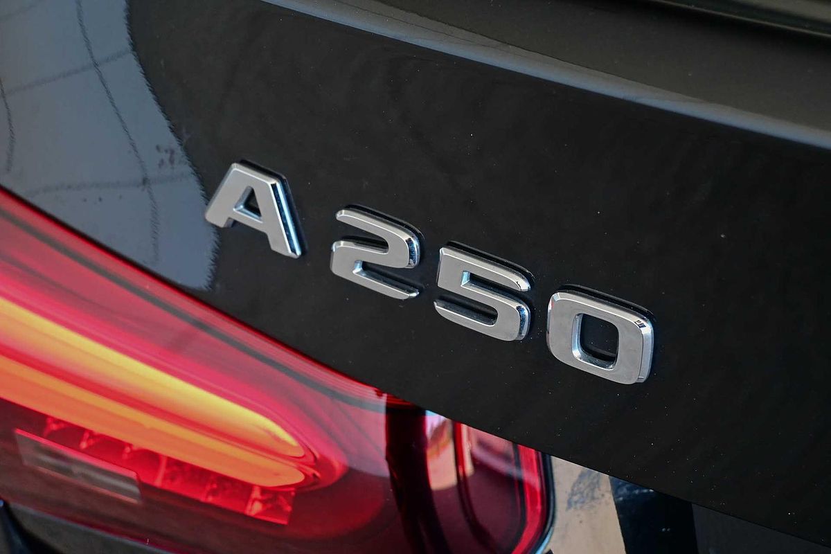 2023 Mercedes-Benz A-Class A250 V177