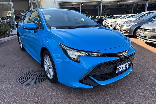 2018 Toyota Corolla Ascent Sport MZEA12R