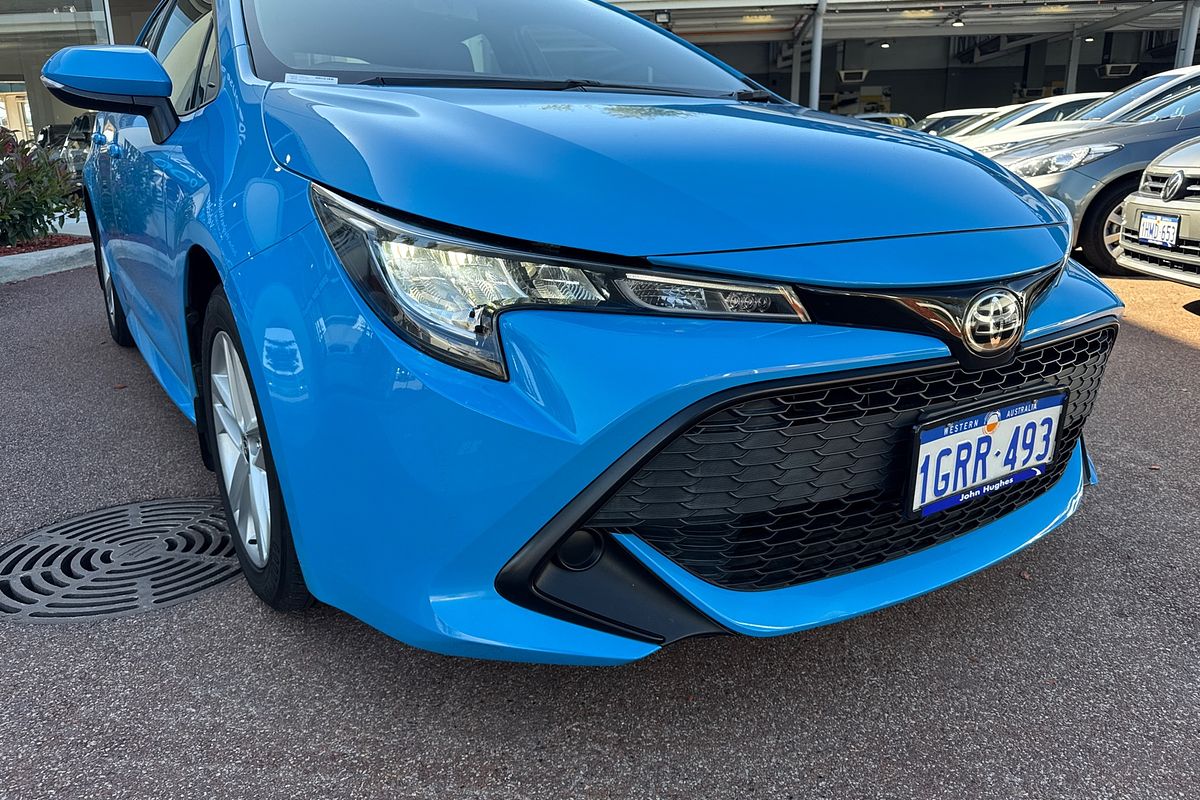 2018 Toyota Corolla Ascent Sport MZEA12R