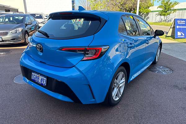 2018 Toyota Corolla Ascent Sport MZEA12R
