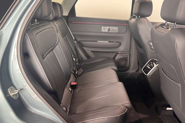 2025 Jaecoo J7 SHS Summit