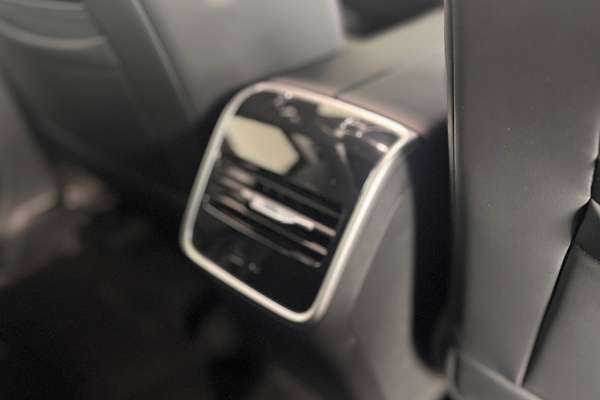 2025 Jaecoo J7 SHS Summit