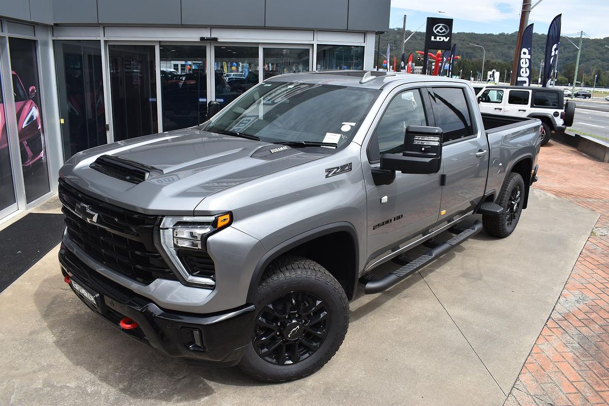 2025 Chevrolet Silverado HD LTZ Premium W/Tech Pack T1 4X4