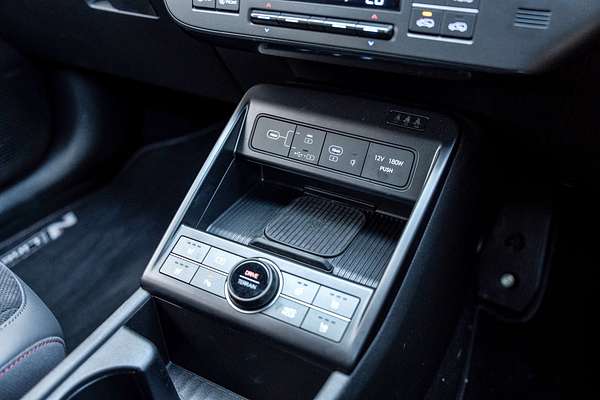 2024 Hyundai Kona Premium N Line SX2.V1