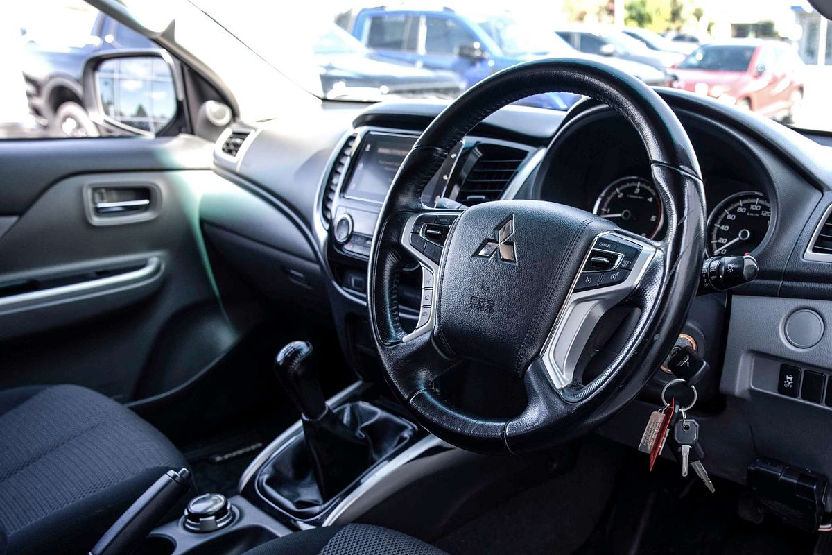 2017 Mitsubishi Triton GLS MQ 4X4