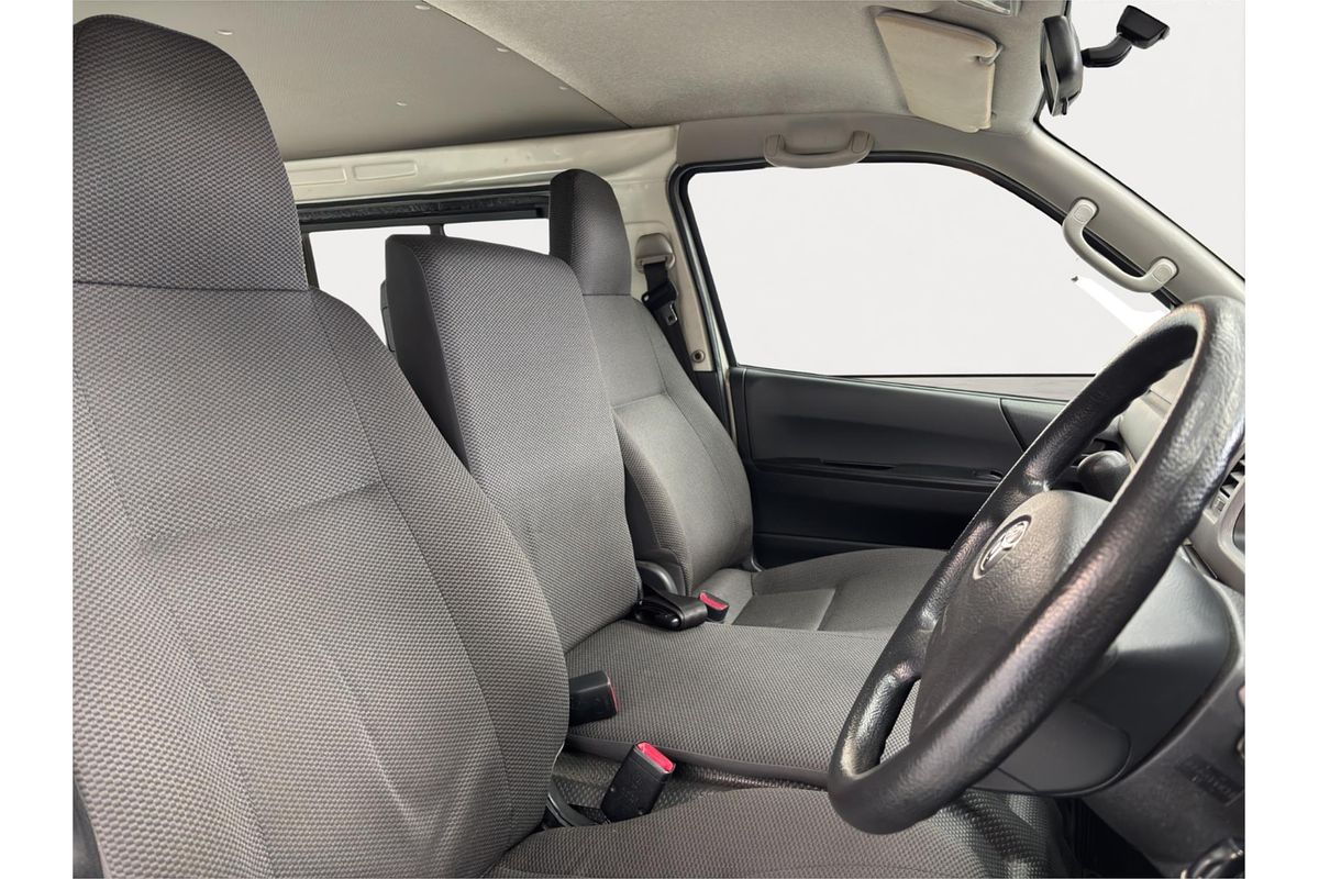 2010 Toyota Hiace