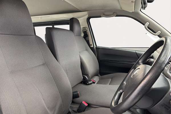 2010 Toyota Hiace