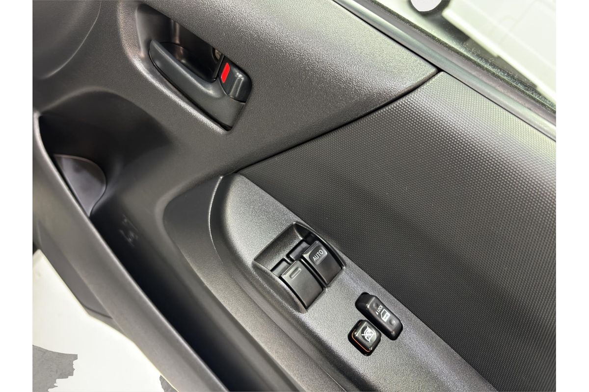 2010 Toyota Hiace