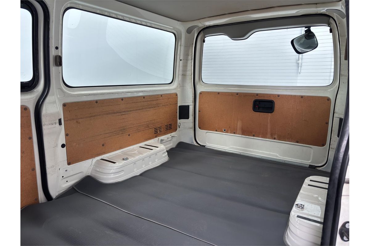 2010 Toyota Hiace
