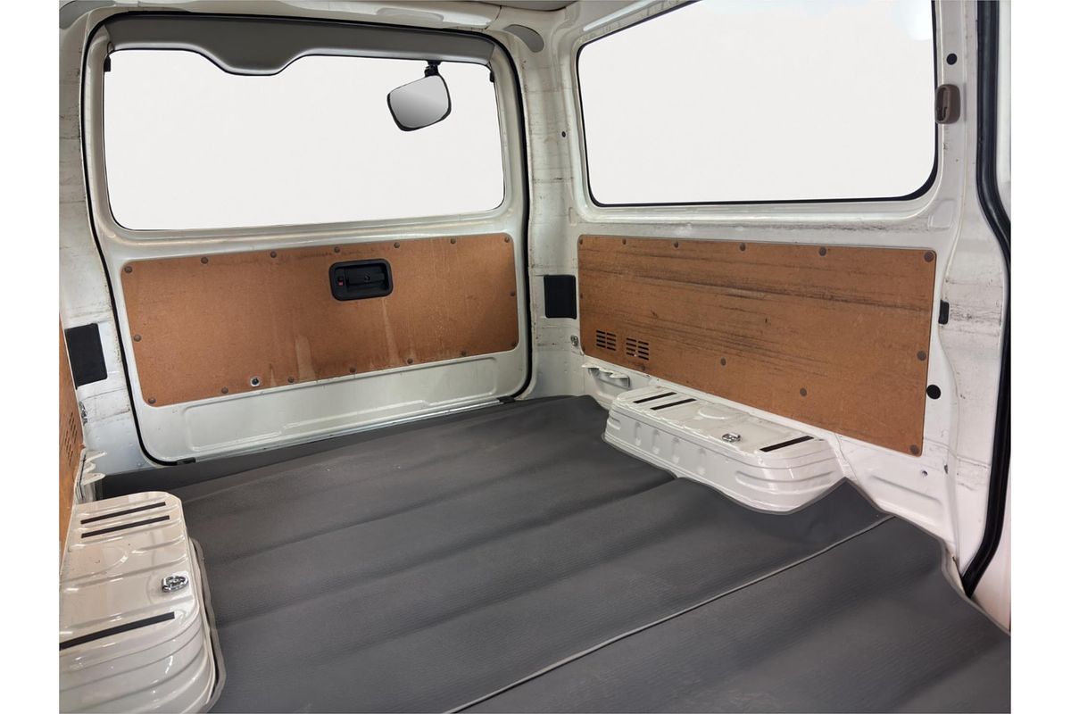 2010 Toyota Hiace
