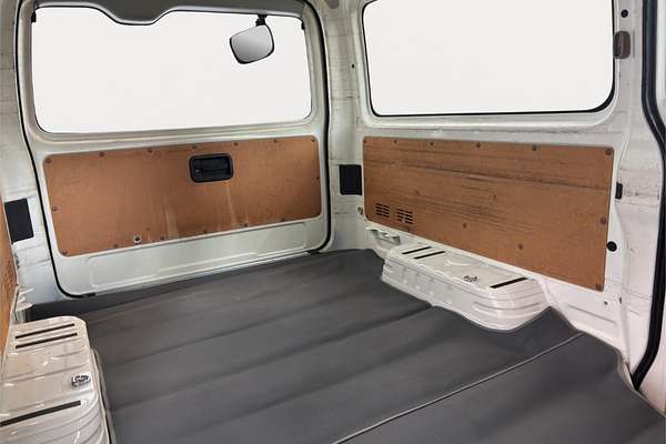 2010 Toyota Hiace