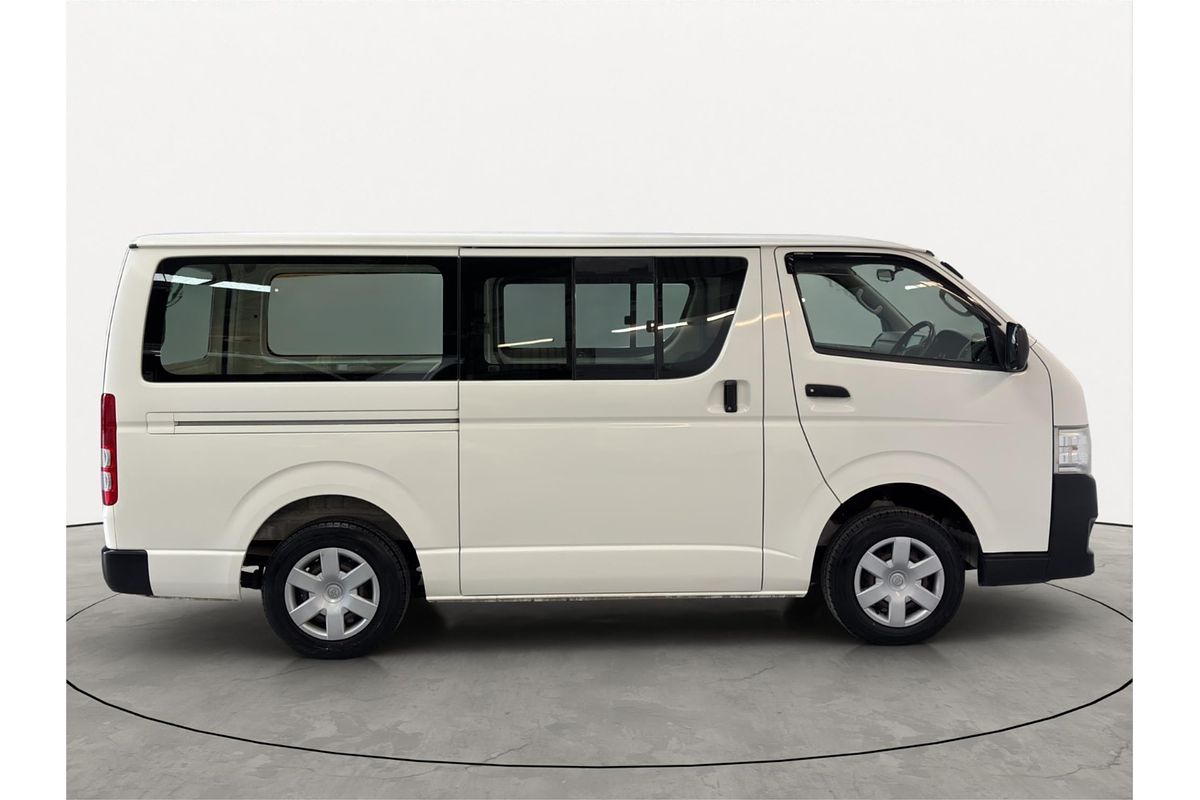 2010 Toyota Hiace
