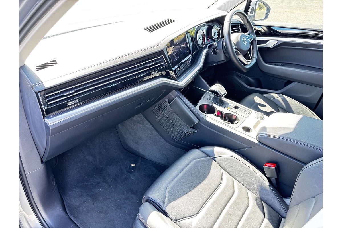 2022 Volkswagen Touareg 170TDI CR