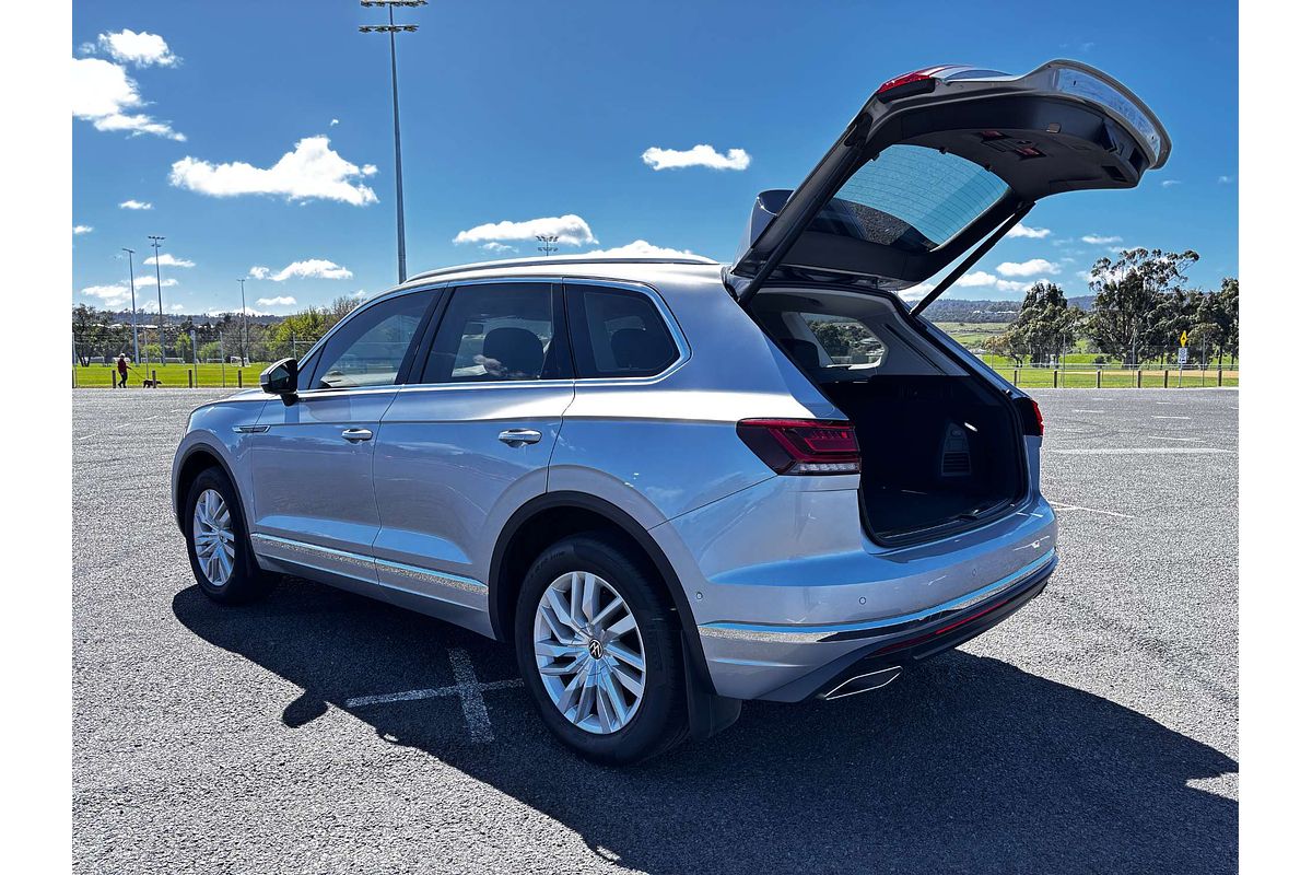 2022 Volkswagen Touareg 170TDI CR