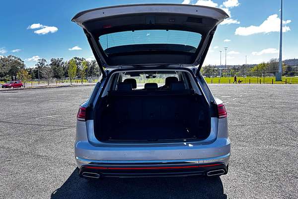 2022 Volkswagen Touareg 170TDI CR