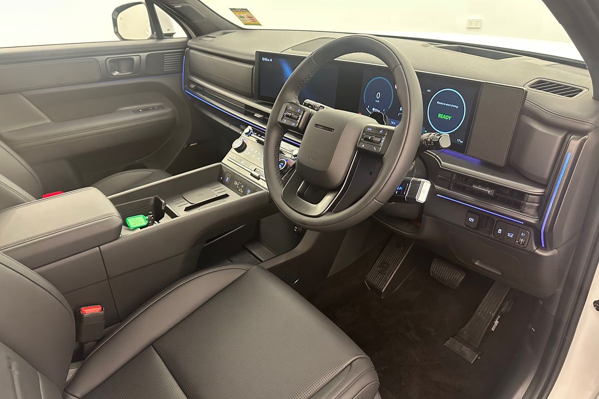 2025 Hyundai Santa Fe Hybrid Calligraphy MX5.V2