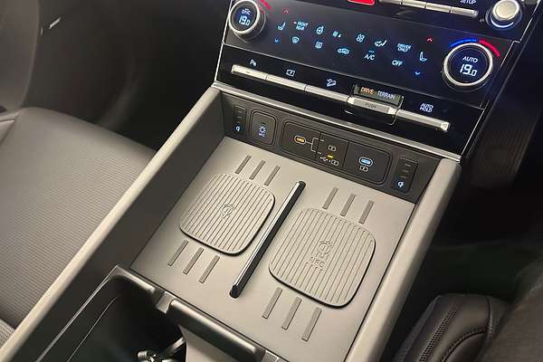 2025 Hyundai Santa Fe Hybrid Calligraphy MX5.V2
