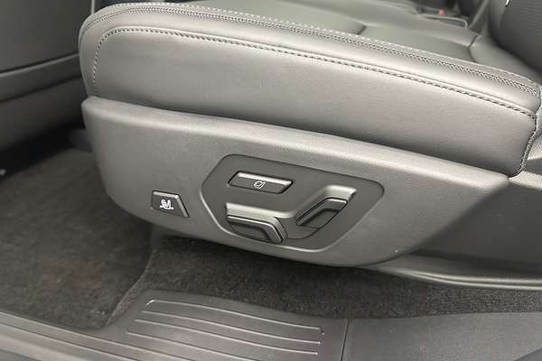 2025 Hyundai Santa Fe Hybrid Calligraphy MX5.V2