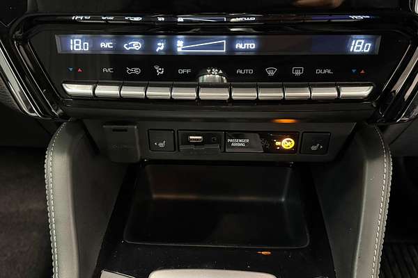 2024 Isuzu MU-X LS-T