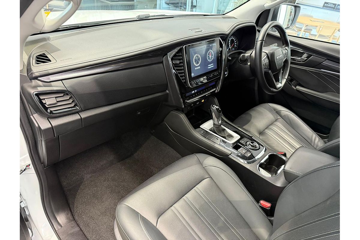2024 Isuzu MU-X LS-T