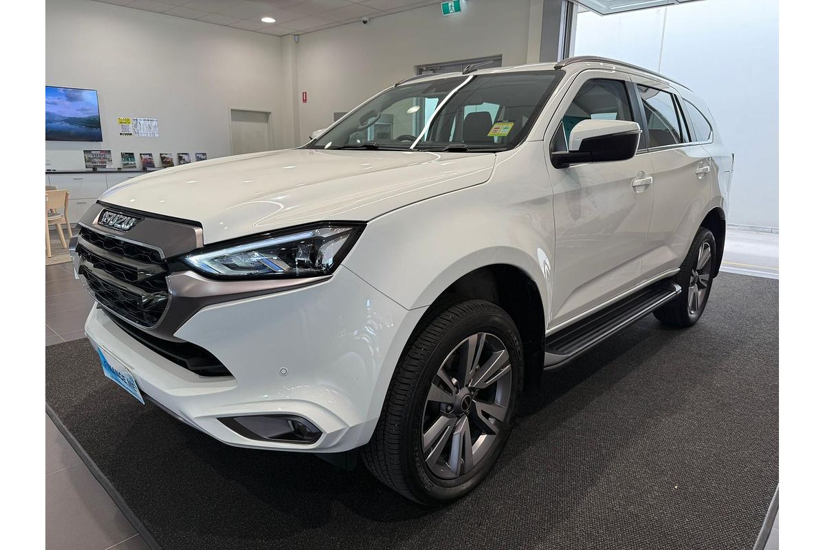 2024 Isuzu MU-X LS-T