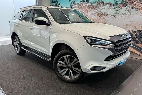 2024 Isuzu MU-X LS-T