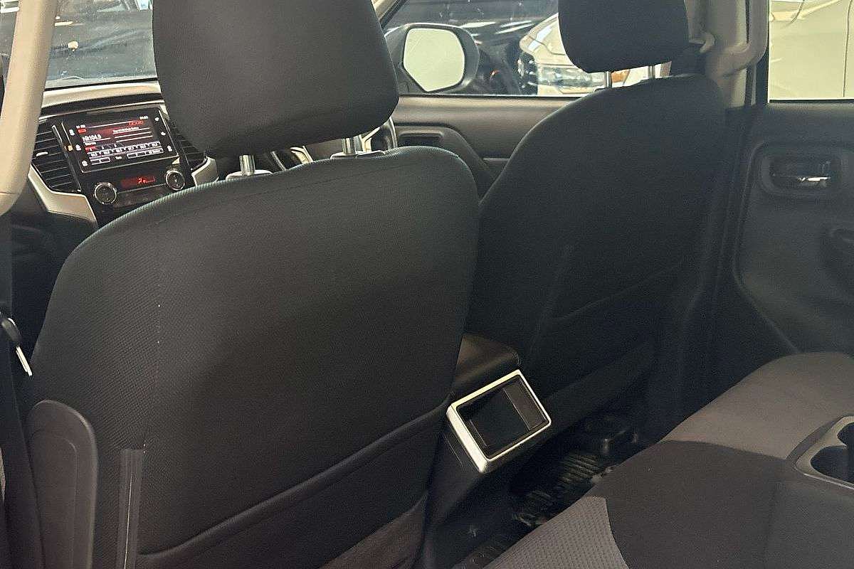 2020 Mitsubishi Triton GLX-R MR 4X4