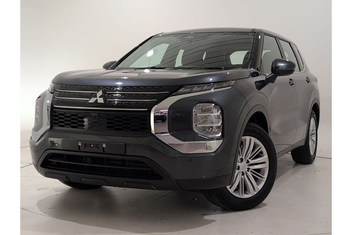 2024 Mitsubishi Outlander ES ZM