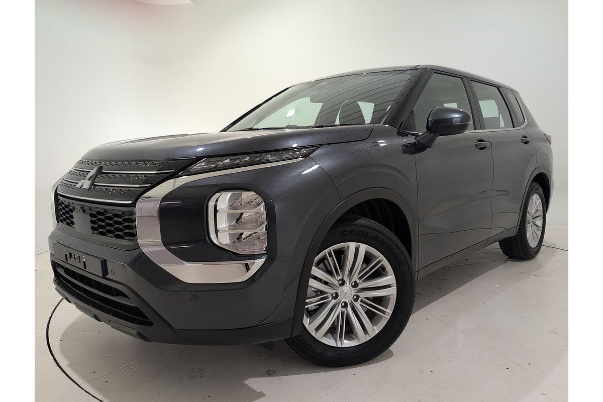 2024 Mitsubishi Outlander ES ZM