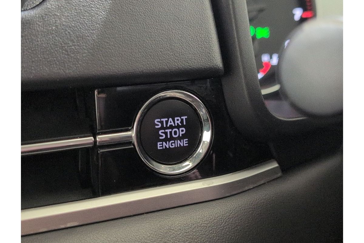 2024 Mitsubishi Outlander ES ZM