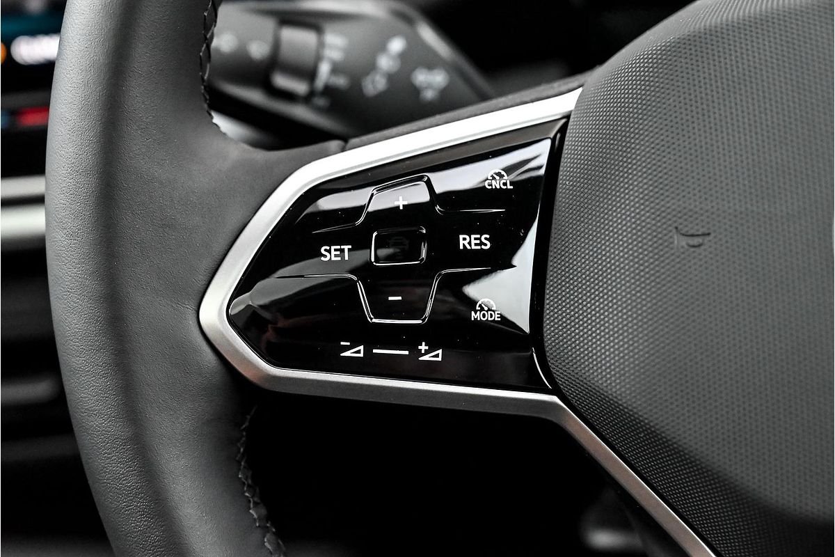 2025 Volkswagen ID.5 Pro E2