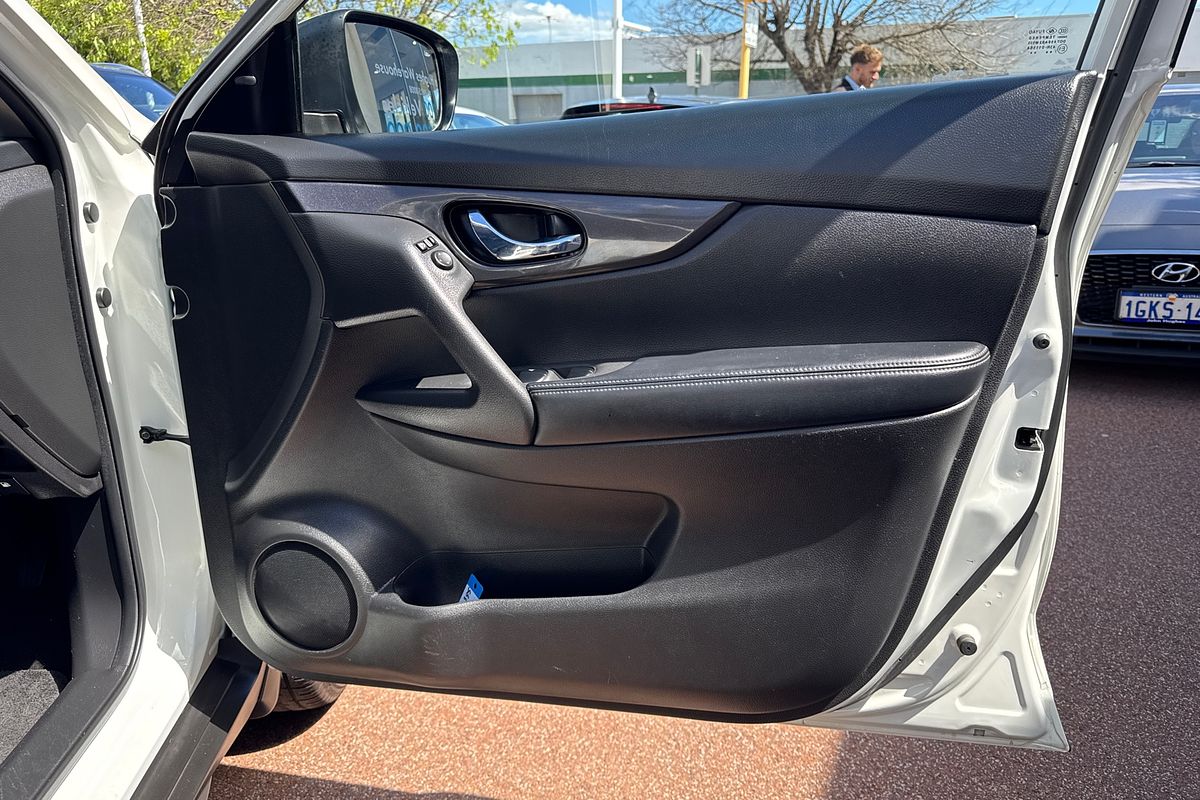2018 Nissan X-TRAIL ST-L T32 Series II