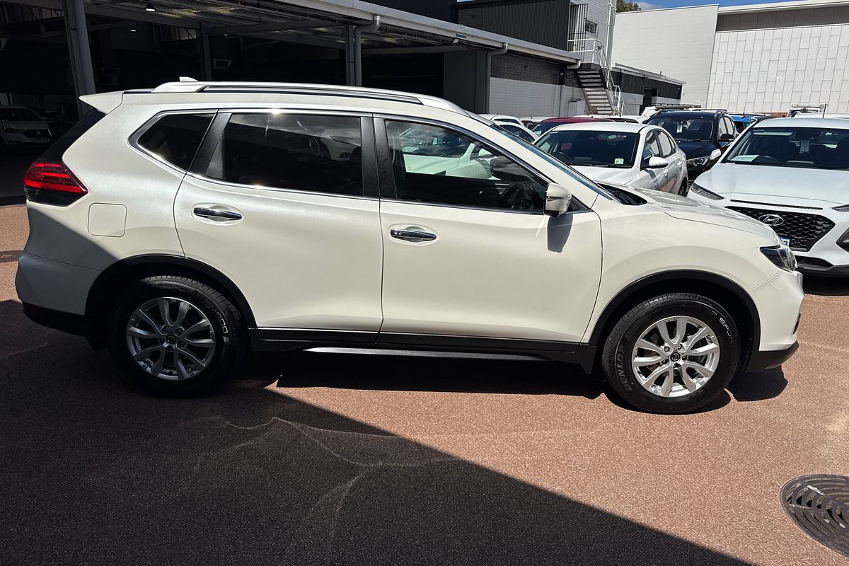 2018 Nissan X-TRAIL ST-L T32 Series II