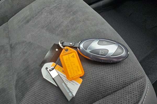 2025 Hyundai Kona Hybrid Premium N Line SX2.V3