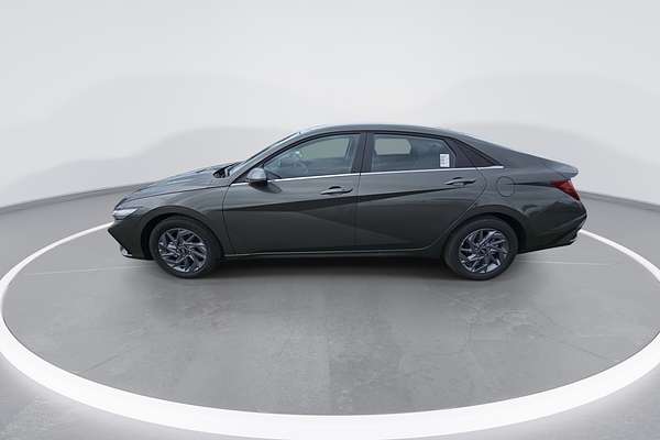 2025 Hyundai i30 Elite Hybrid CN7.V2