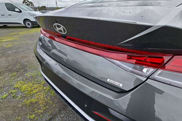 2025 Hyundai i30 Elite Hybrid CN7.V2