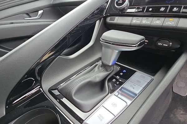 2025 Hyundai i30 Elite Hybrid CN7.V2