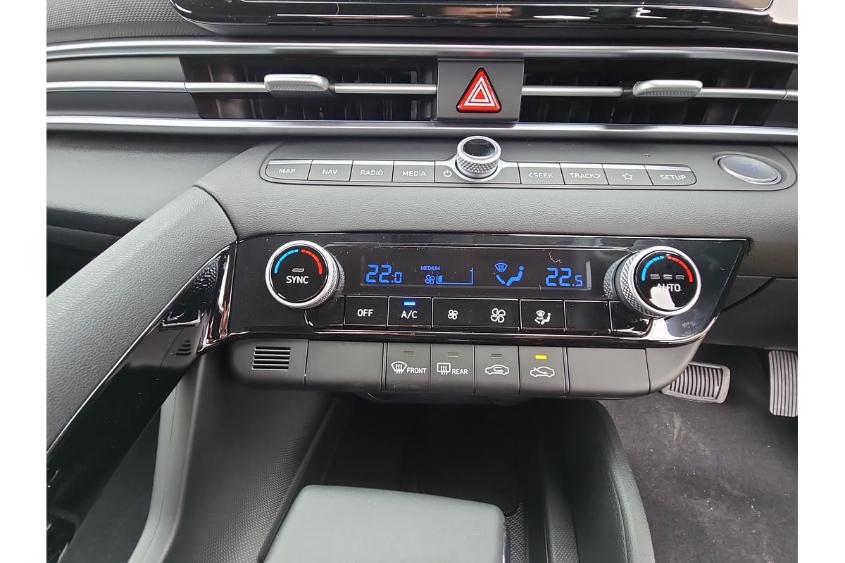 2025 Hyundai i30 Elite Hybrid CN7.V2