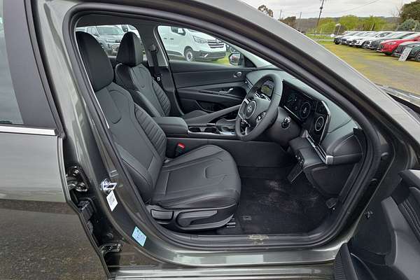 2025 Hyundai i30 Elite Hybrid CN7.V2