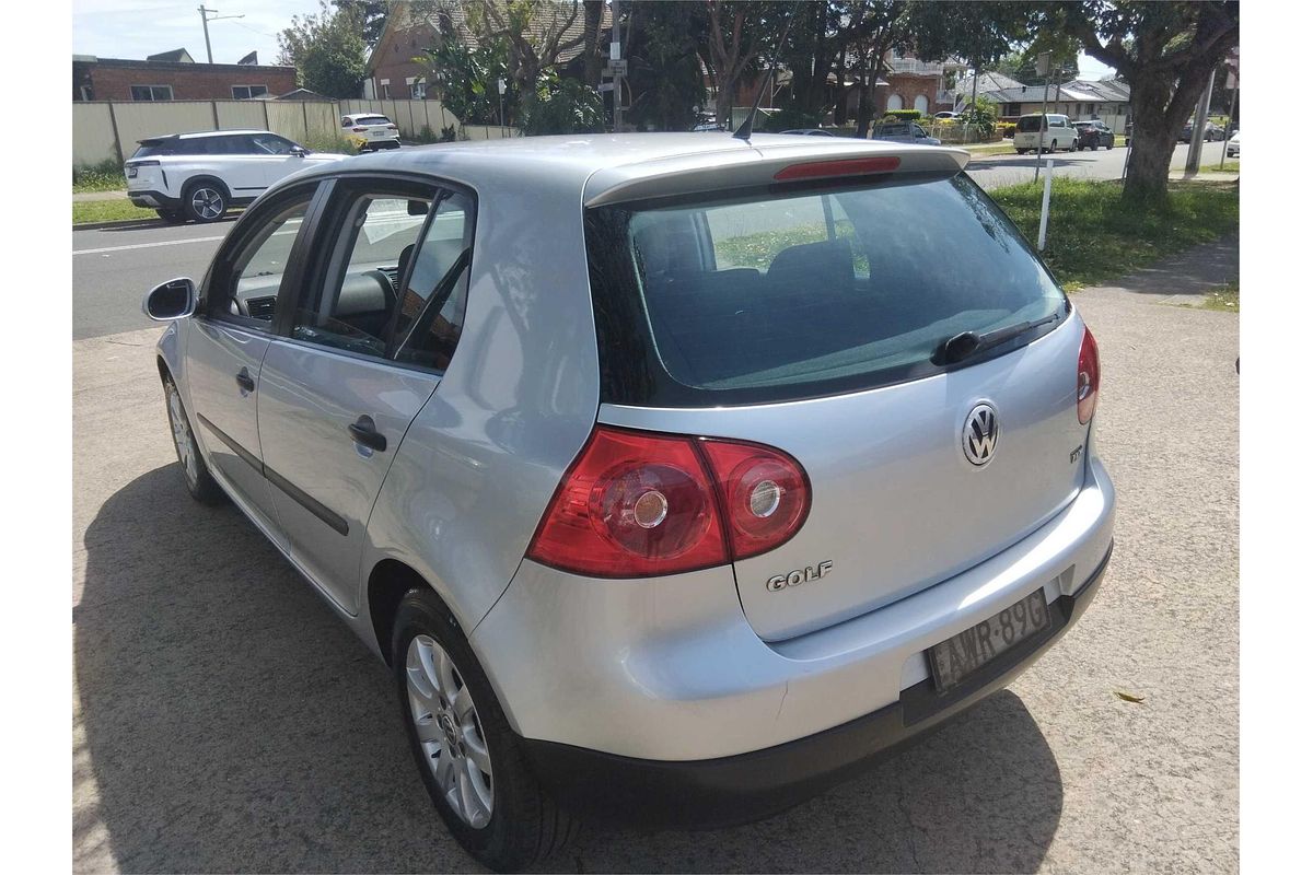 2005 Volkswagen Golf Comfortline V
