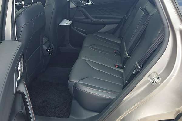 2025 MG HS Super Hybrid Essence AS33P