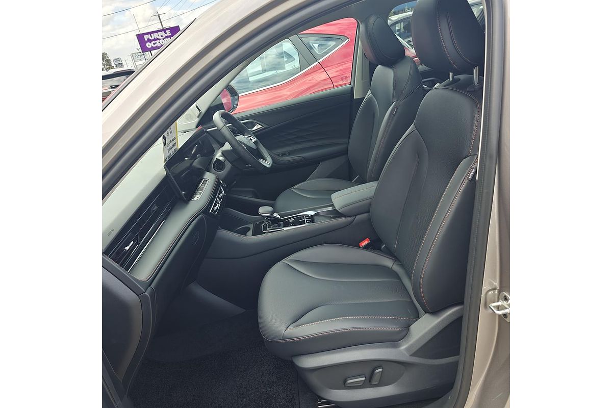 2025 MG HS Super Hybrid Essence AS33P