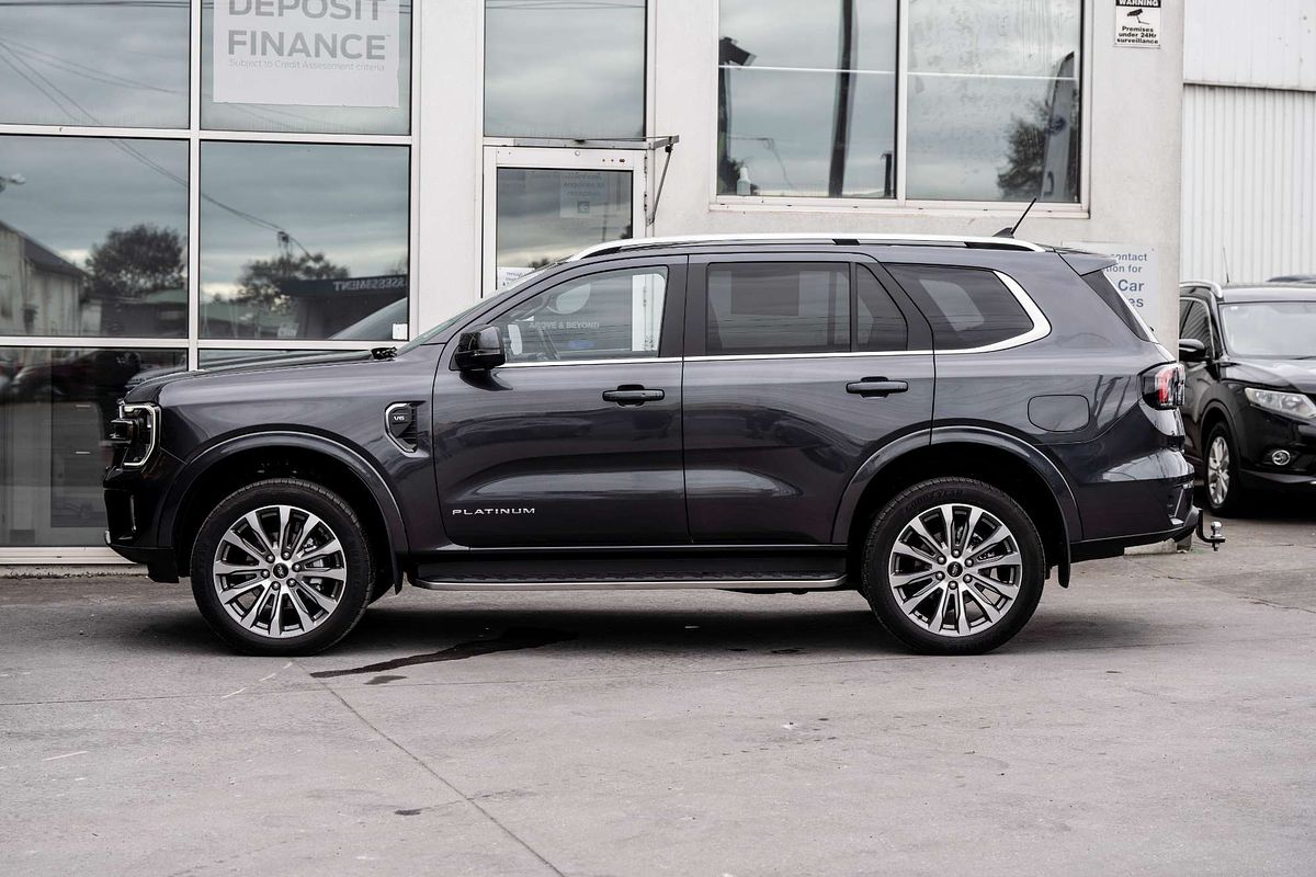 2025 Ford Everest Platinum 3.0L