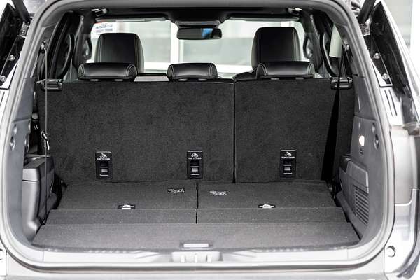 2025 Ford Everest Platinum 3.0L