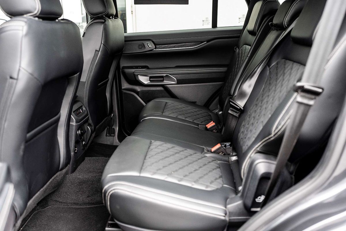 2025 Ford Everest Platinum 3.0L